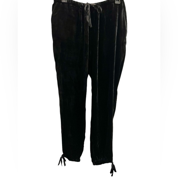 Joie Dyre Caviar Black Velvet Crop Joggers Ties Women’s Size M Witchy Whimsigoth